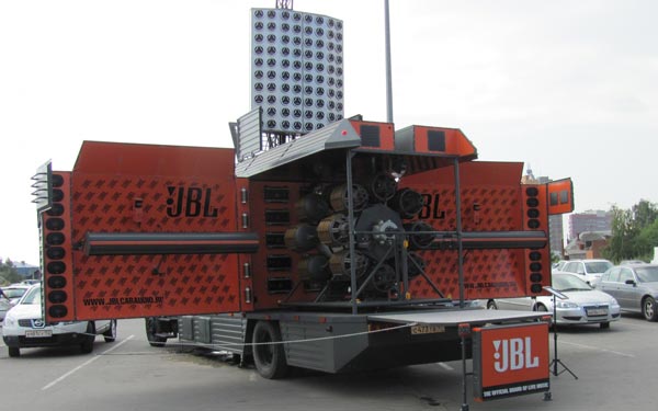 мощная авто акустика