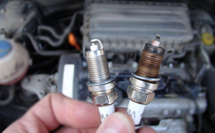 рабочая и нерабочая свеча зажигания