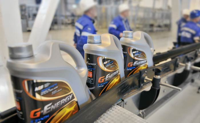 выбираем масло для двигателя по его этикетке