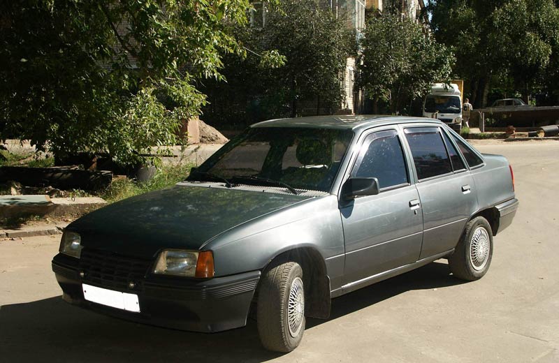 Опель Кадет - старая иномарка за 50 000 рублей