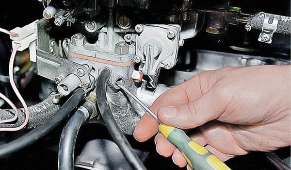 автолюбитель должен уметь регулировать карбюратор своими руками